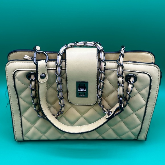 Crossbody handbag/ 
detachable shoulder strap
Cream/White - Picture 2 of 4